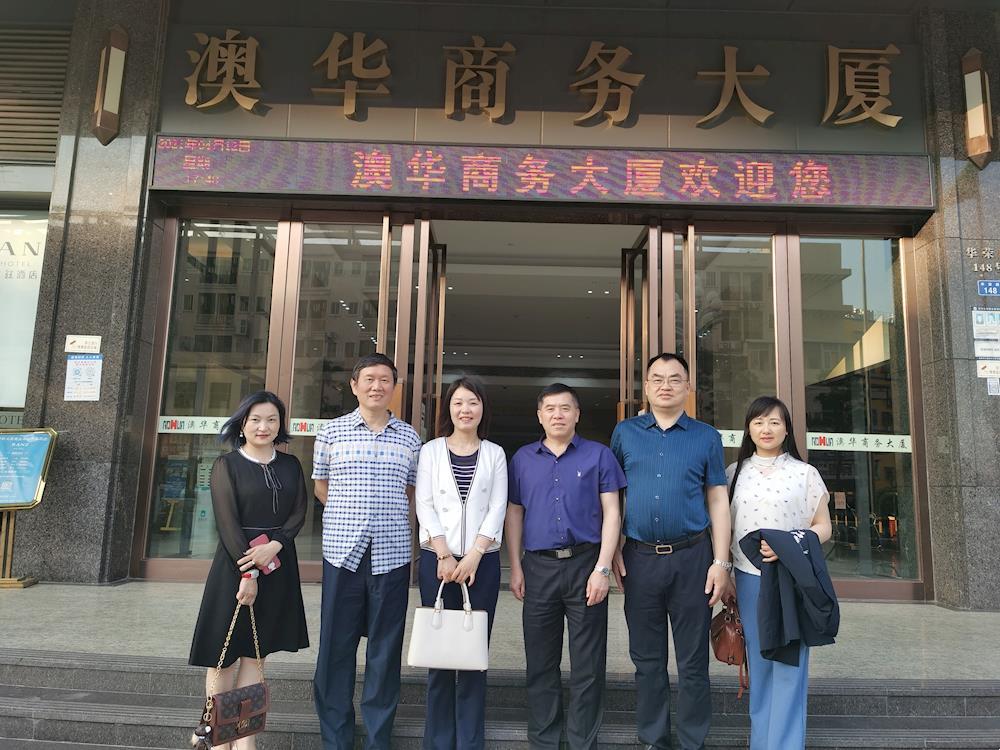 cbdcb850160d4b28896caf2ed1ed77ca.jpg