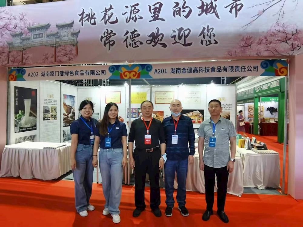 e1117eca9a1245da923da6f5fafad9ec.jpg