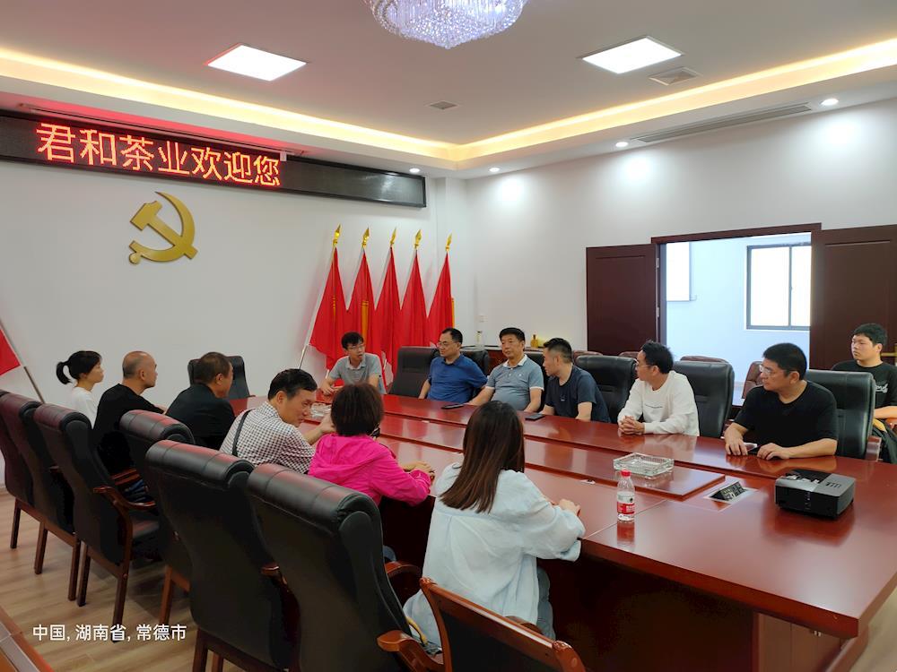 c898c6d161fb47db84d422d85b5efacc.jpg